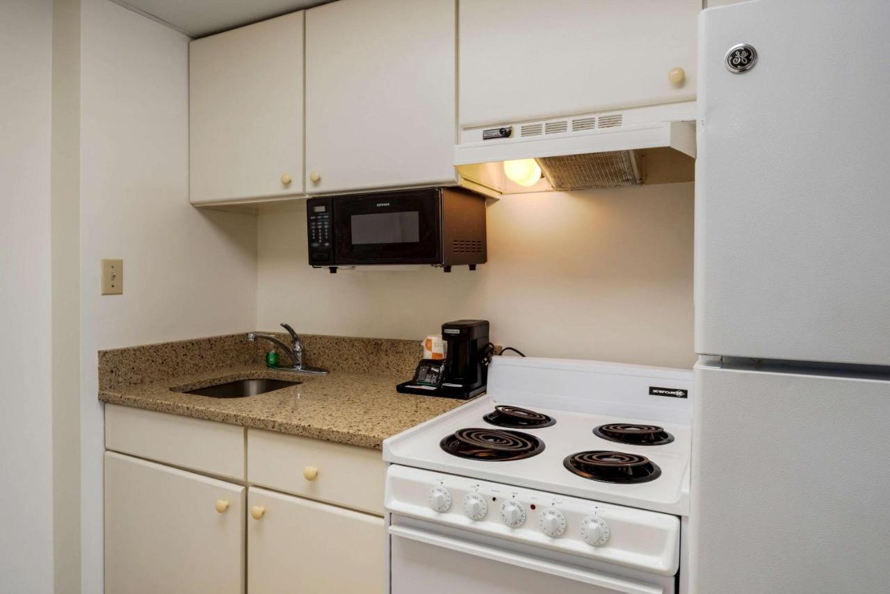 Quality Inn & Suites Oceanblock آوشين سيتي المظهر الخارجي الصورة