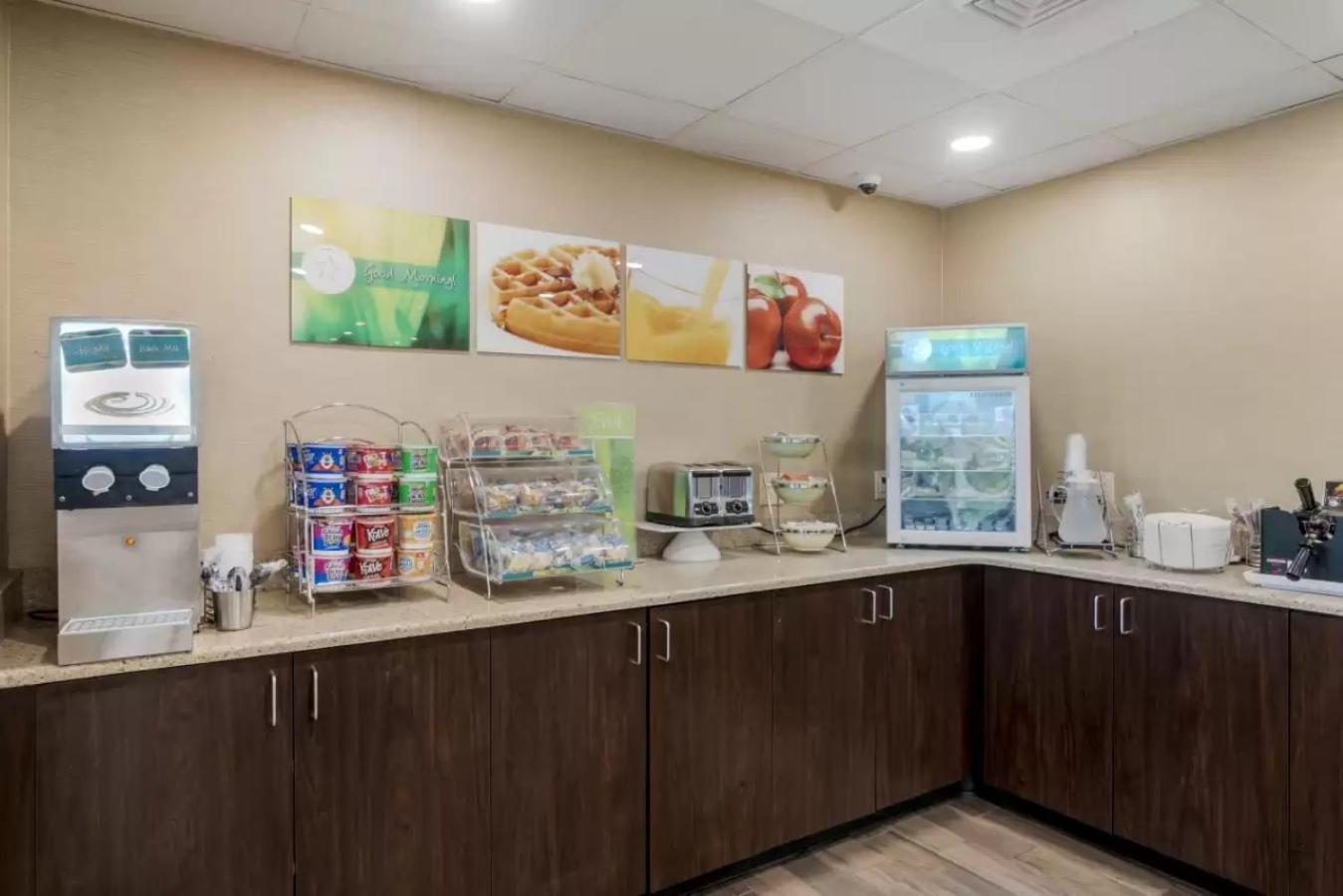 Quality Inn & Suites Oceanblock آوشين سيتي المظهر الخارجي الصورة