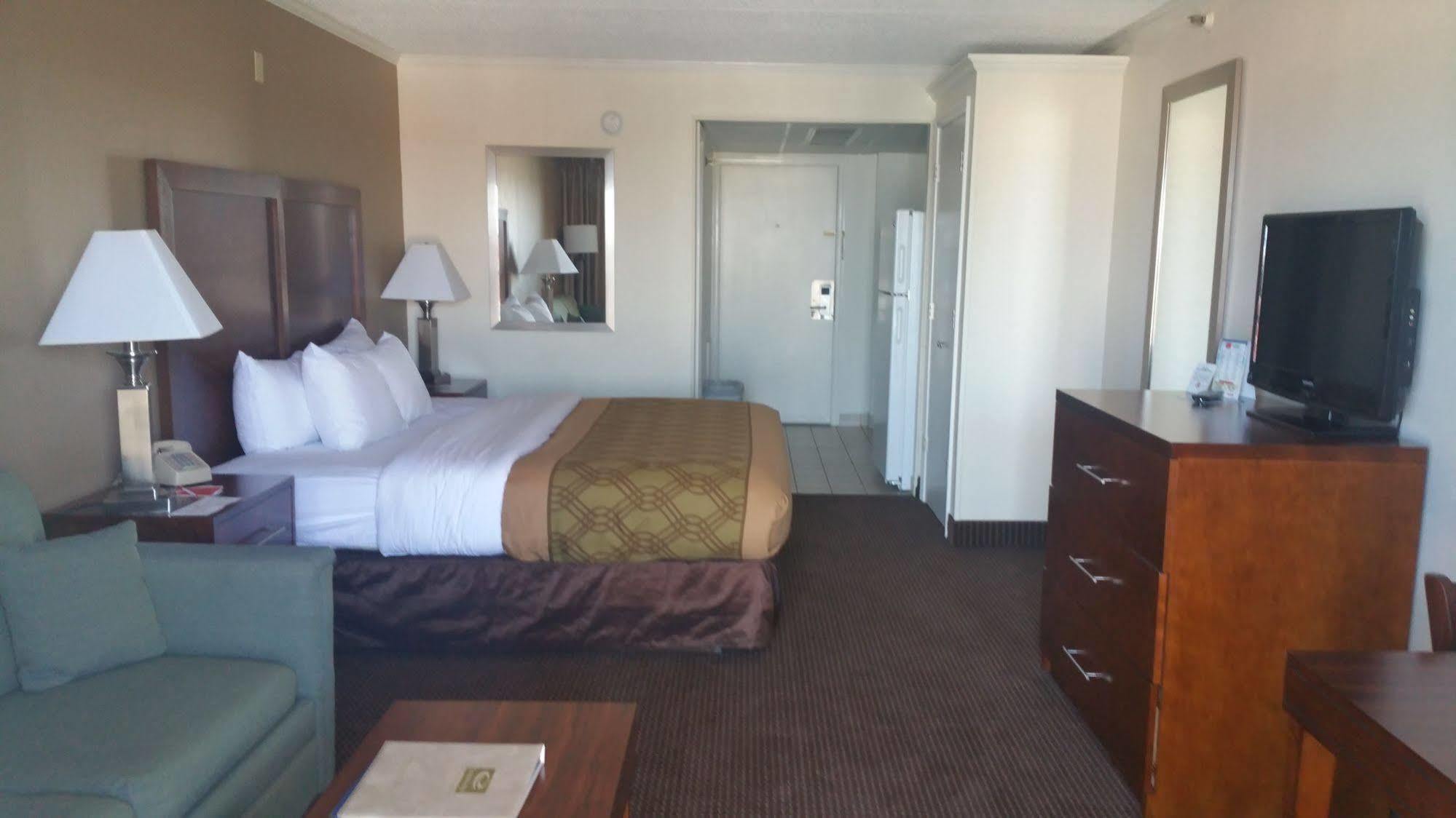 Quality Inn & Suites Oceanblock آوشين سيتي المظهر الخارجي الصورة